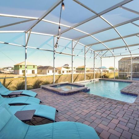 Secluded Paradise: 7 Bedroom Villa 6372 Loughman エクステリア 写真