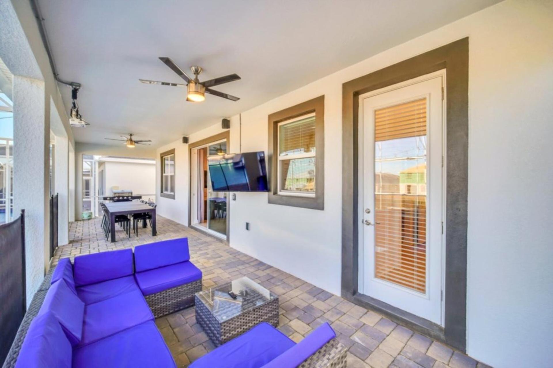 Secluded Paradise: 7 Bedroom Villa 6372 Loughman エクステリア 写真